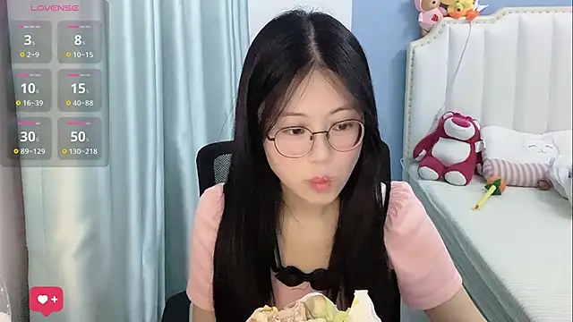 Luna-666 online show from May 26, 2026, 3:10 pm