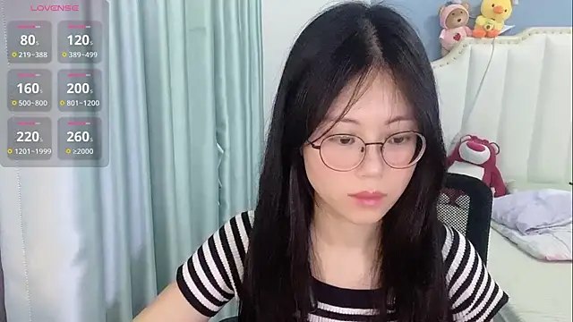 Luna-666 online show from May 15, 2026, 11:08 am