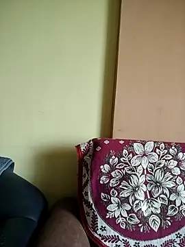 vanika2000 online show from June 2, 2026, 3:28 am