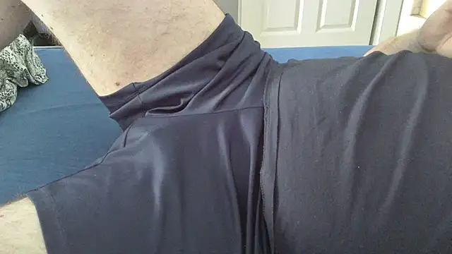horny-bear89 online show from May 31, 2026, 7:25 am