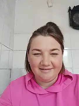 MiyaOlliver online show from June 8, 2026, 9:21 am