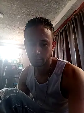 liz0717 online show from April 27, 2026, 2:26 pm