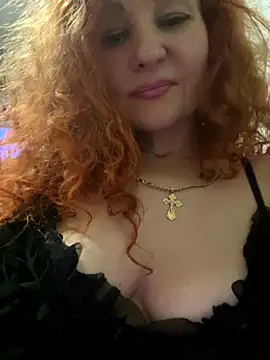 Snapshot of kisulya chatting on October 18, 2025, 6:43 pm kisulya online show from October 18, 2025, 6:43 pm