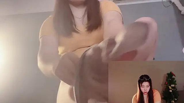 LuMei-Love online show from June 1, 2026, 1:22 pm