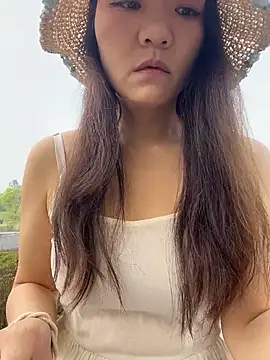 xiaochengzi505 online show from May 17, 2026, 1:16 am