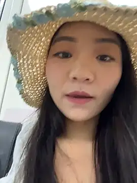 xiaochengzi505 online show from June 3, 2026, 12:55 am