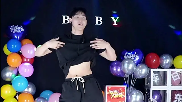 lucky-love888 online show from June 5, 2026, 10:32 am