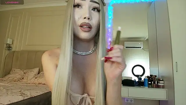 Snapshot of asianerd chatting on July 1, 2026, 3:12 pm asianerd online show from July 1, 2026, 3:12 pm