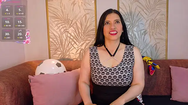 Dalila 5 online show from June 22, 2026, 7:22 pm