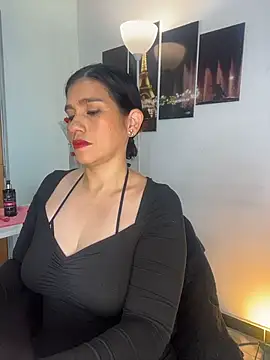 Dalila 5 online show from July 9, 2026, 7:24 pm