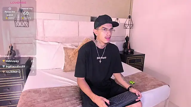 TysonRiggs online show from June 5, 2026, 12:33 pm