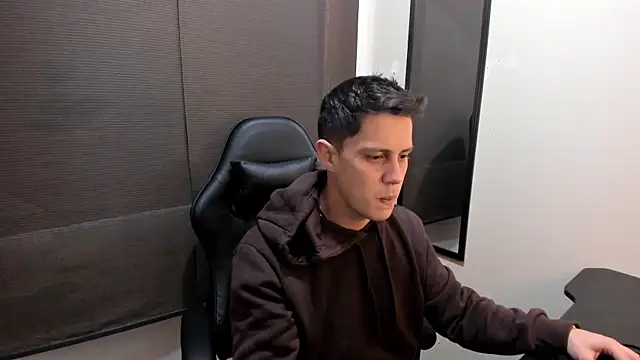KendricTorres online show from June 2, 2026, 2:50 pm