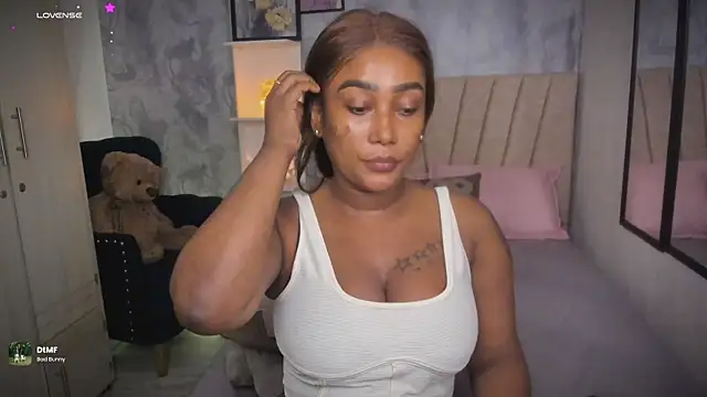 alessia anderson online show from July 26, 2026, 12:39 am