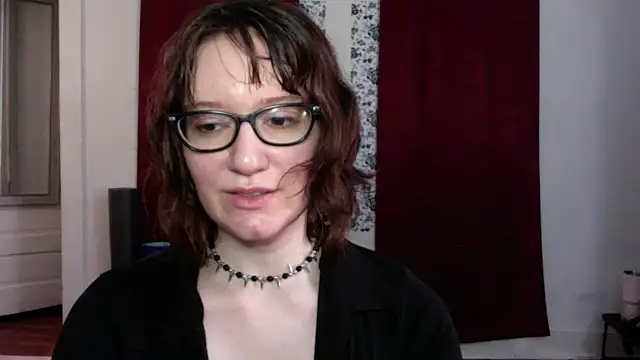 Snapshot of AnnywnBelle chatting on May 22, 2026, 8:18 pm AnnywnBelle online show from May 22, 2026, 8:18 pm