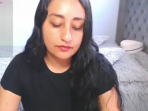 erotic lov online show from May 19, 2026, 8:16 pm