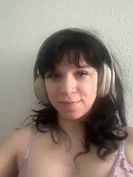 Snapshot of kaygbbmama chatting on April 30, 2026, 10:36 pm kaygbbmama online show from April 30, 2026, 10:36 pm
