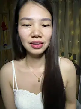 xixi-22 online show from May 6, 2026, 2:21 pm