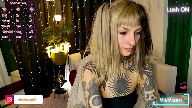 VivVixen online show from May 21, 2026, 5:54 pm