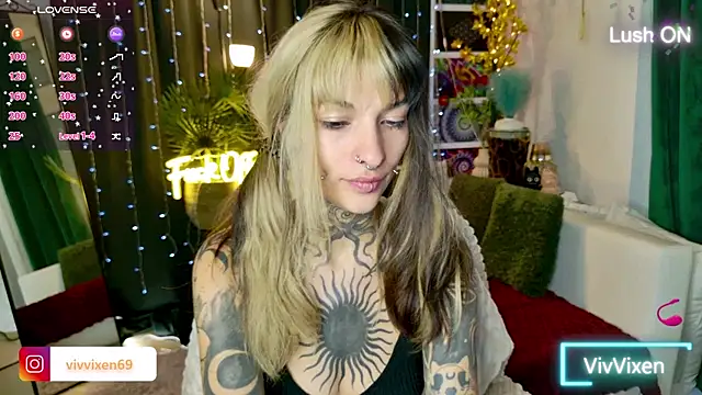VivVixen online show from June 23, 2026, 6:28 pm