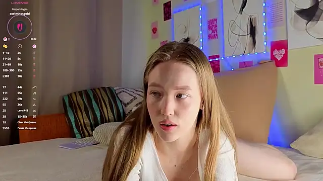 KylaAnselm online show from June 3, 2026, 5:19 am