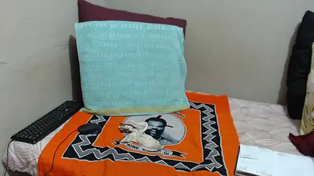 Ebonysweetcougar online show from July 10, 2026, 7:19 am