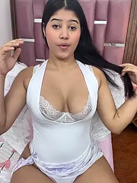 Snapshot of Zoe_rousse01 chatting on May 20, 2026, 2:25 pm Zoe rousse01 online show from May 20, 2026, 2:25 pm