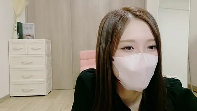 raichan   online show from August 6, 2026, 9:26 am