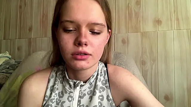 Malinwitch online show from June 12, 2026, 3:43 pm