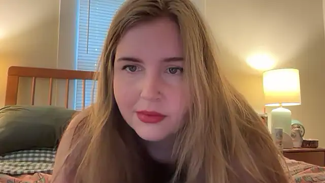 danielladanger online show from May 24, 2026, 8:53 pm