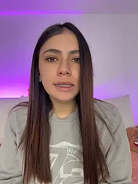 EmilyCxx online show from July 25, 2026, 1:13 am