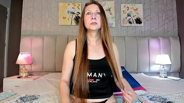CharlotteAndrew online show from July 23, 2026, 12:57 pm
