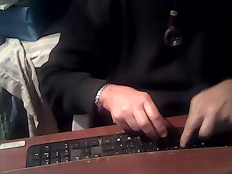 ososssss1963 online show from May 22, 2026, 12:41 am