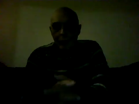 ososssss1963 online show from May 15, 2026, 1:14 am