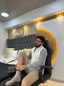 DomBoy  online show from May 23, 2026, 8:19 pm