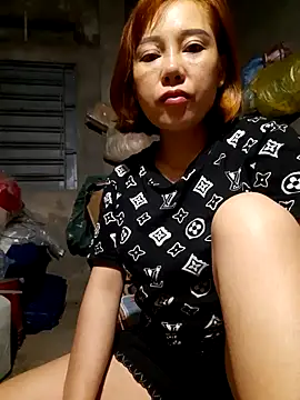Snapshot of linhkun1 chatting on May 13, 2026, 6:26 pm linhkun1 online show from May 13, 2026, 6:26 pm
