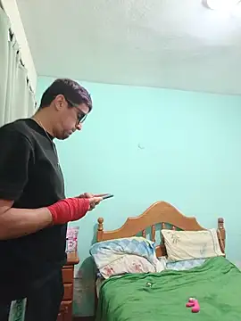 johana79 online show from May 9, 2026, 5:44 am