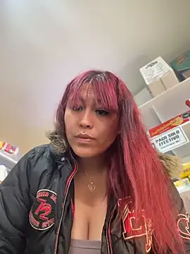 Mely ec online show from April 30, 2026, 12:45 pm
