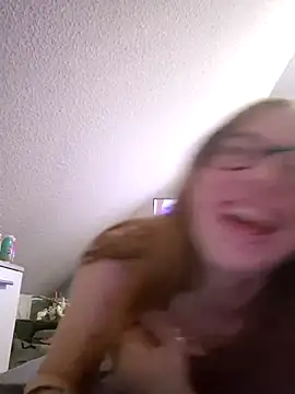 Freaky-Doll online show from May 31, 2026, 7:25 pm