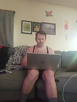 GingerKinkster online show from May 26, 2026, 9:24 pm