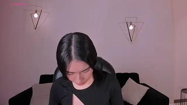 Snapshot of BellaStormX chatting on May 28, 2026, 11:27 am BellaStormX online show from May 28, 2026, 11:27 am