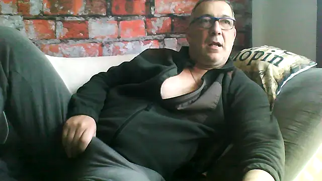 Soloyan online show from February 8, 2026, 1:09 pm