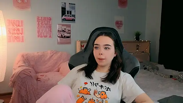 Sunsetberry online show from April 30, 2026, 7:10 pm