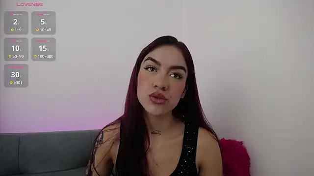 tessafoxie online show from May 11, 2026, 12:17 pm