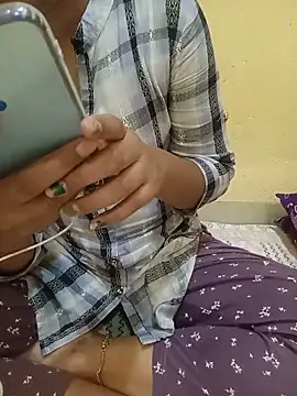 Seema yadav01 online show from May 28, 2026, 5:26 am
