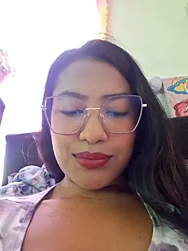 Hot Sophy  online show from May 9, 2026, 12:08 pm