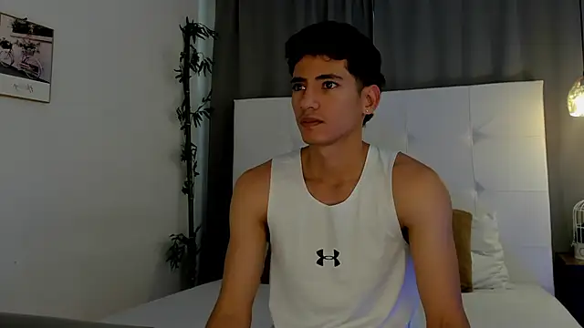 Alejo-and-Thiago online show from May 27, 2026, 12:34 pm