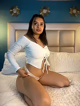 Ivonny x online show from June 12, 2026, 6:00 am
