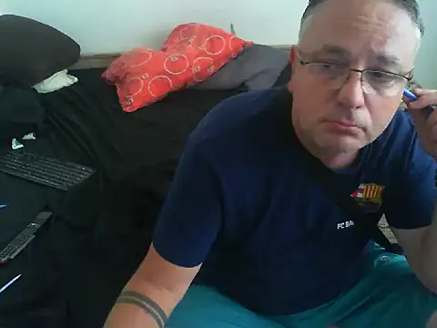 GeorgeCarlo online show from June 8, 2026, 10:27 am