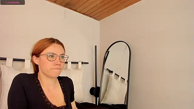  zoe 3 online show from June 2, 2026, 1:22 pm