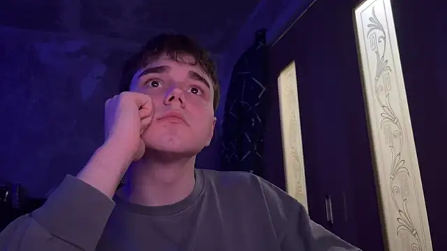 Saint Vlad  online show from April 30, 2026, 6:04 pm